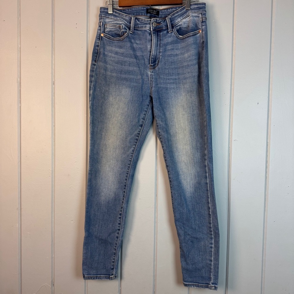 Judy Blue Light Wash High-Rise Skinny Jeans